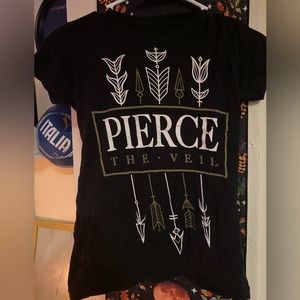 Pierce the Veil Band tee, Small